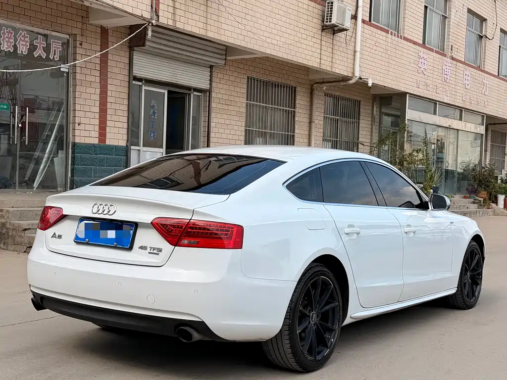 Audi A5 Import 2014 Model Sportback 45 TFSI