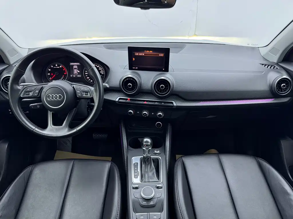 Audi Q2L 2018 Edition 35 TFSI Exclusive Launch Version National VI