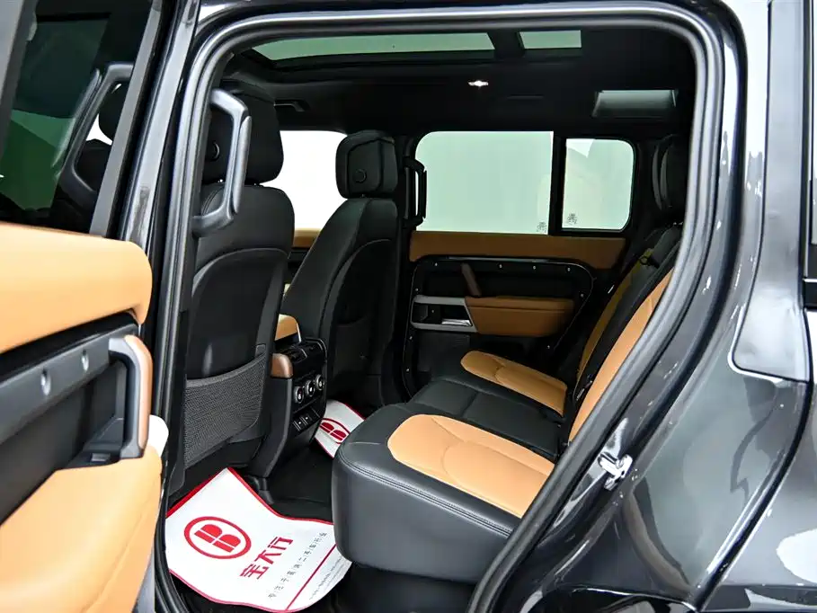 Land Rover Defender 2024 110 3.0T P400 X-DYNAMIC HSE