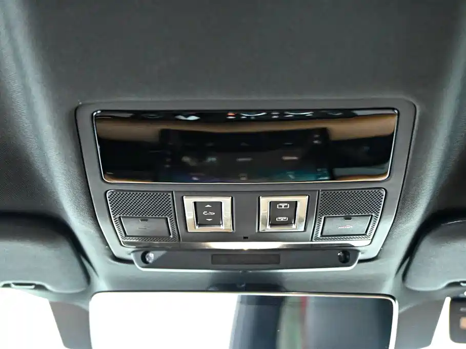 Land Rover Defender 2024 110 3.0T P400 X-DYNAMIC HSE
