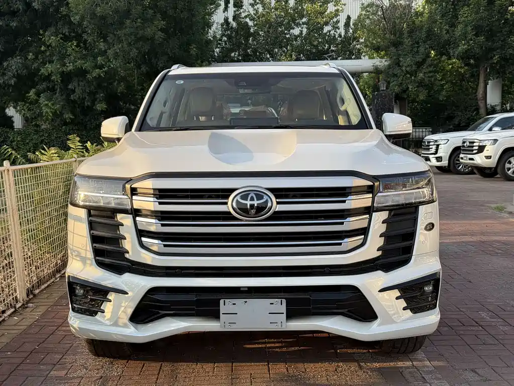 Land Cruiser (Import) 2025 Model 3.3T Diesel Edition