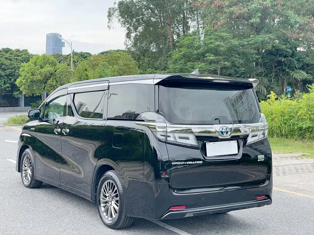 Velfire 2021 Crown Hybrid 2.5L HV Luxury Edition