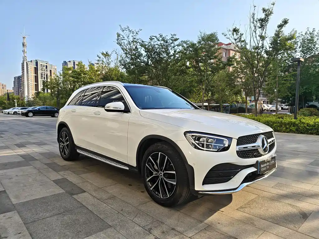 Mercedes GLC 2020 260 L 4MATIC Luxury Edition