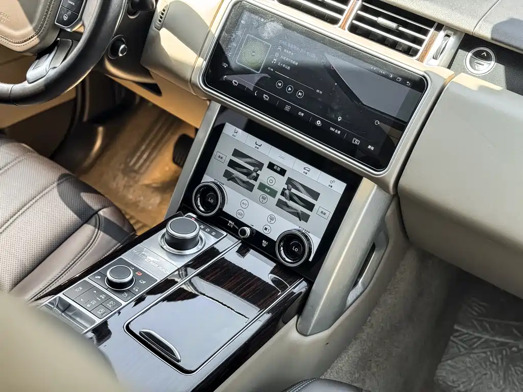 Range Rover 2016 3.0 SC V6 Vogue Extended Edition