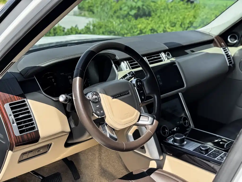 Range Rover 2016 3.0 SC V6 Vogue Extended Edition