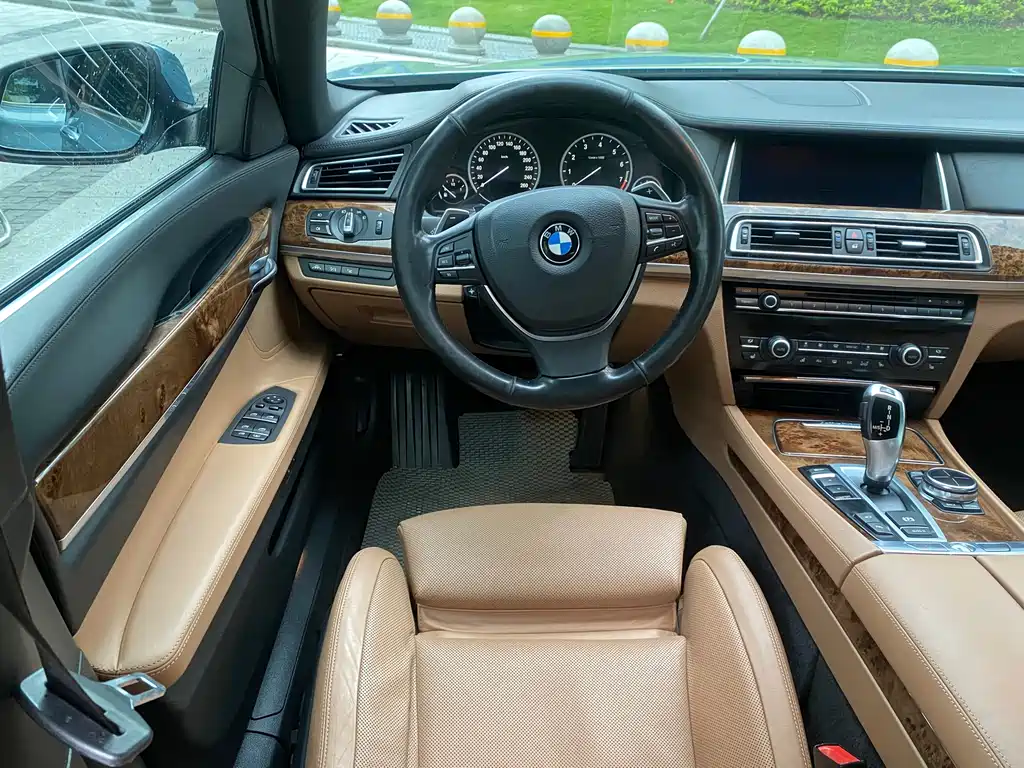 BMW 7 Series 2013 model 740Li Hybrid Edition