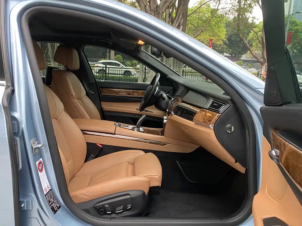 BMW 7 Series 2013 model 740Li Hybrid Edition
