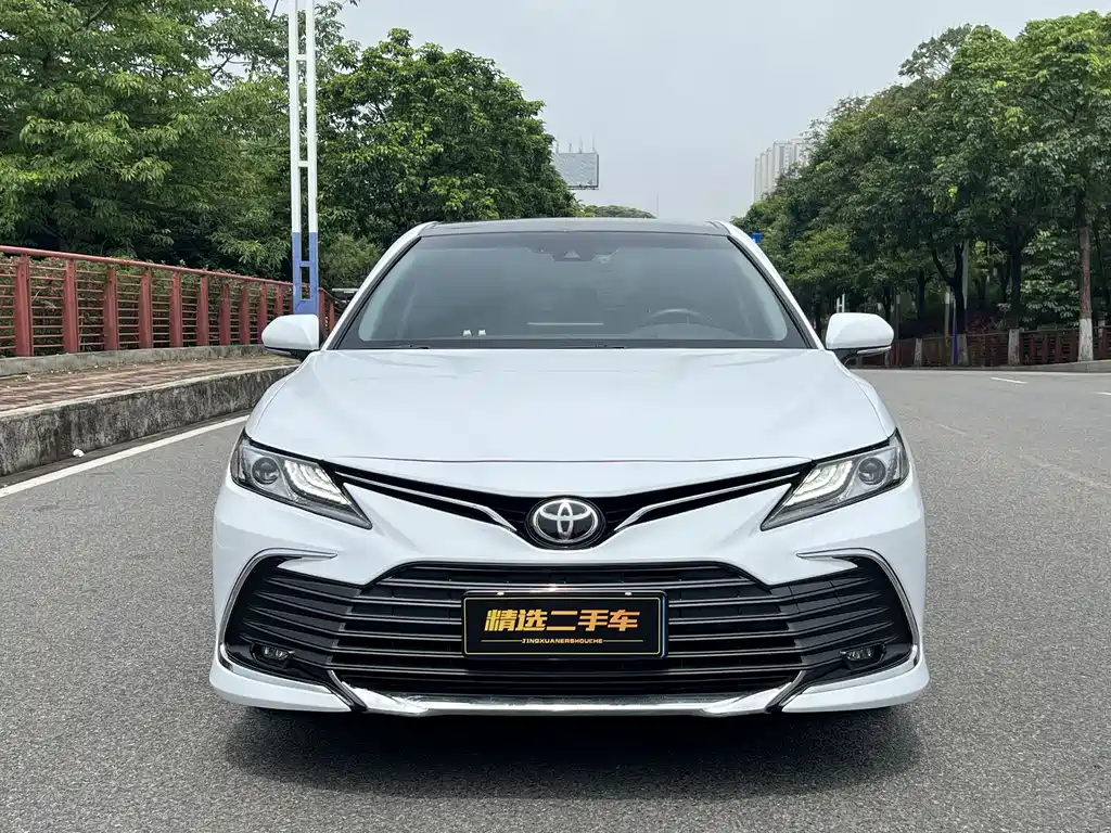 Camry 2023 2.5G Luxury Edition
