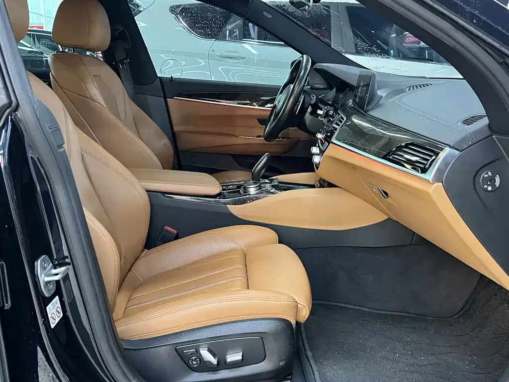 BMW 6 Series GT 2019 630i M Sport Package