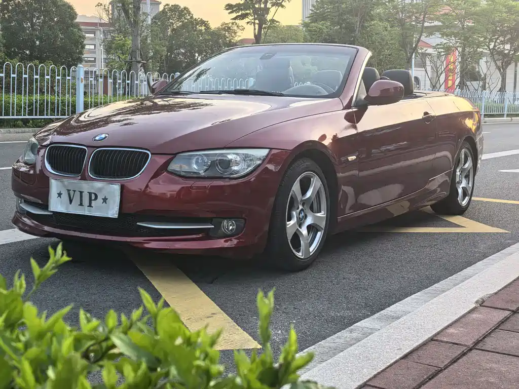 BMW 3 Series (Import) 2011 320i Convertible Coupe Edition