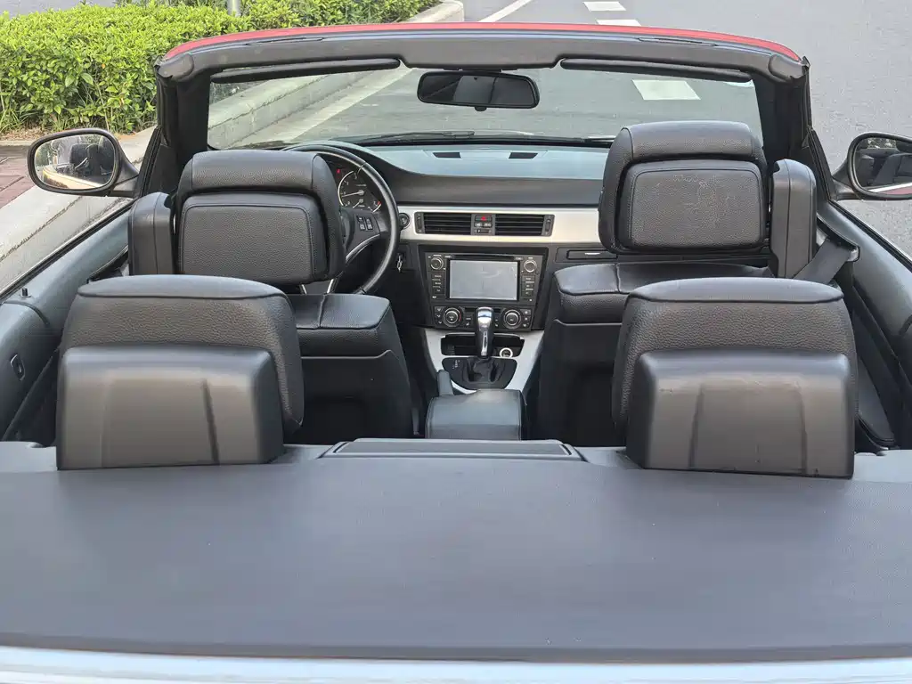 BMW 3 Series (Import) 2011 320i Convertible Coupe Edition