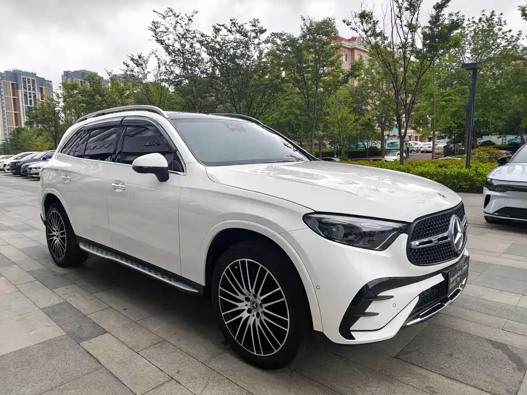 Mercedes-Benz GLC 2023 GLC 300 L 4MATIC Luxury 7-seat