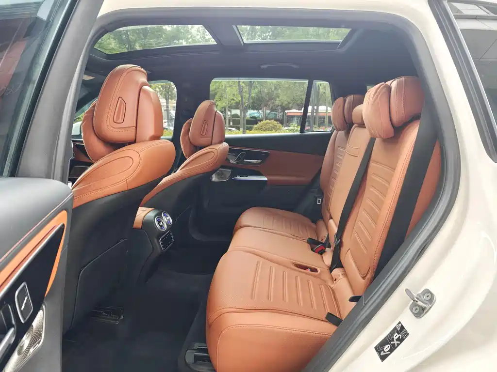 Mercedes-Benz GLC 2023 GLC 300 L 4MATIC Luxury 7-seat