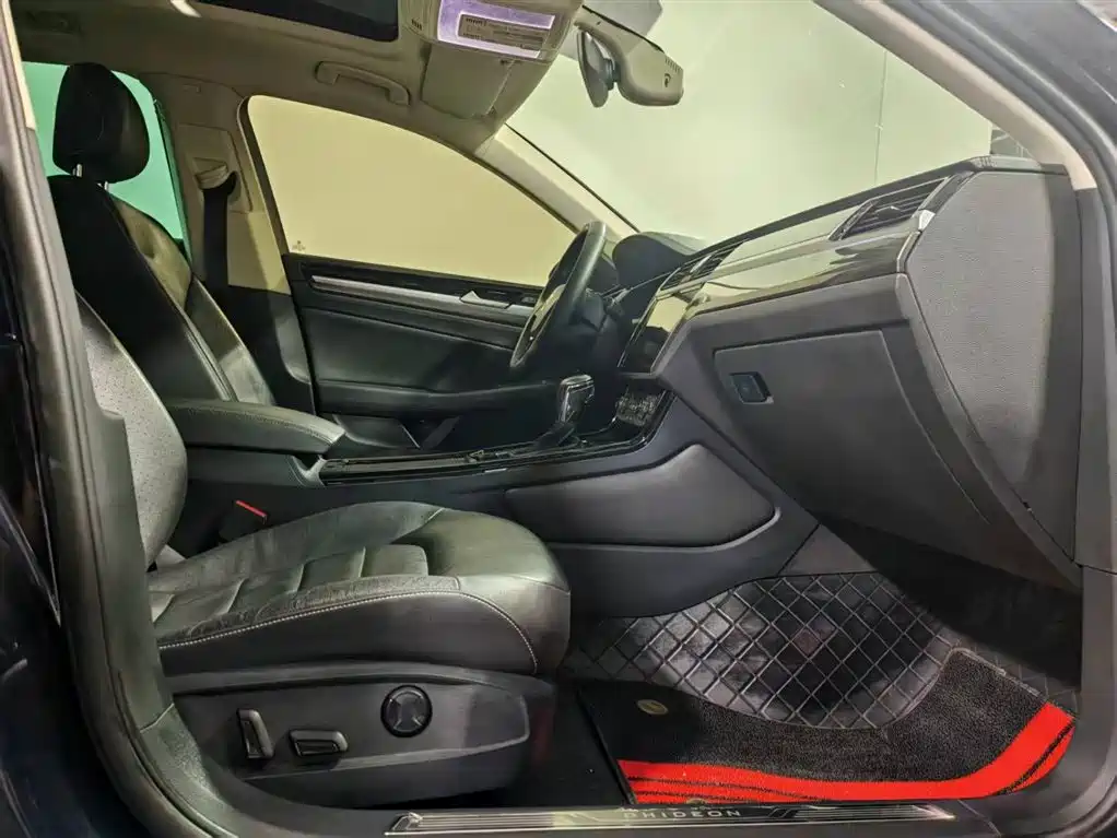 Huayang 2018 380TSI Two-wheel-drive Business Edition