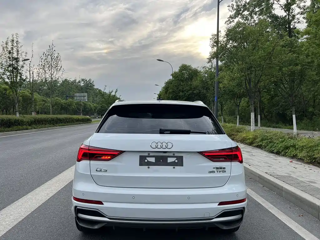 Audi Q3 2022 35 TFSI Sporty Dynamic Edition