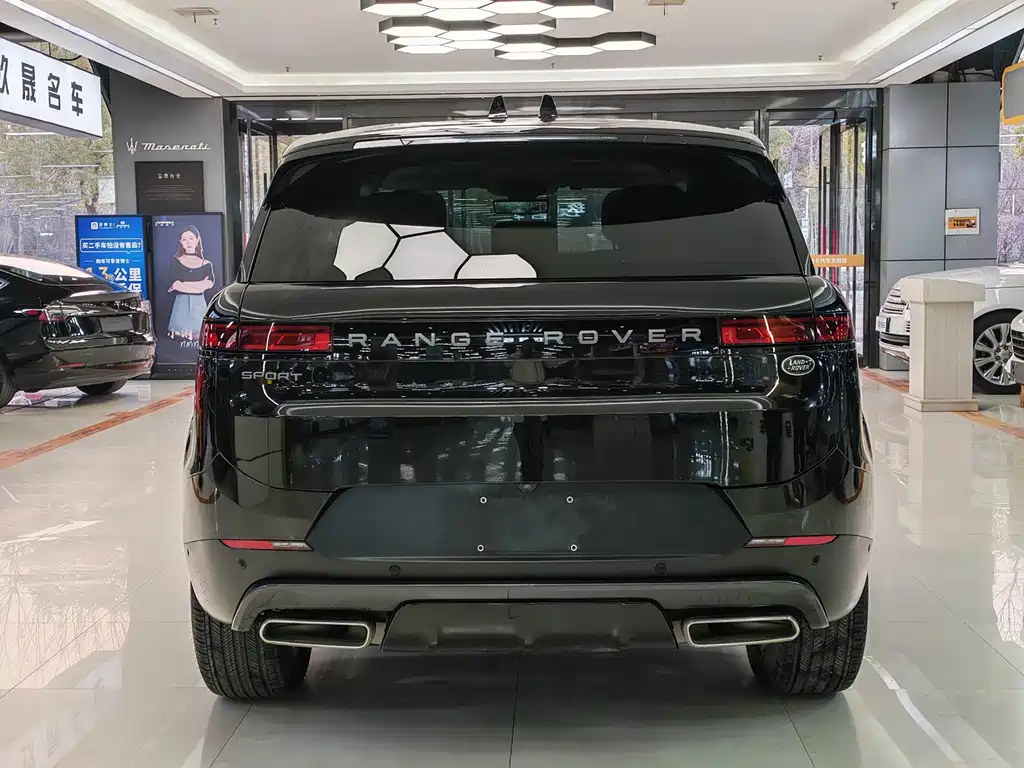 Range Rover Sport 2023 360PS S