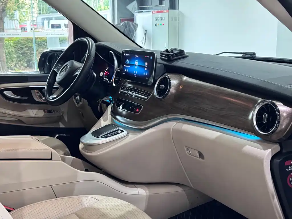 Mercedes-Benz V-Class 2021 V 260 Prestige Edition