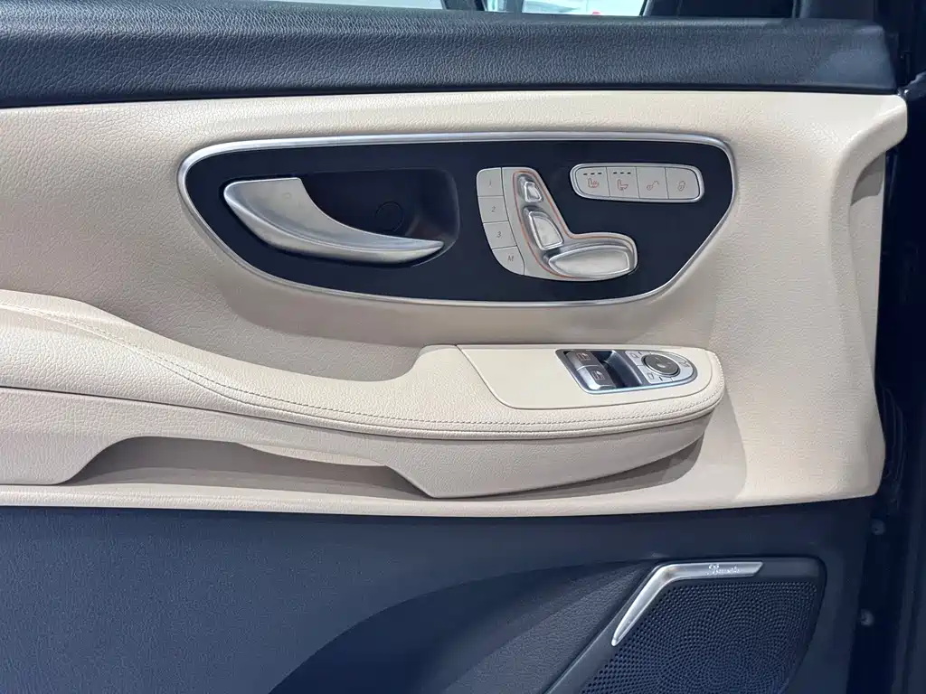Mercedes-Benz V-Class 2021 V 260 Prestige Edition