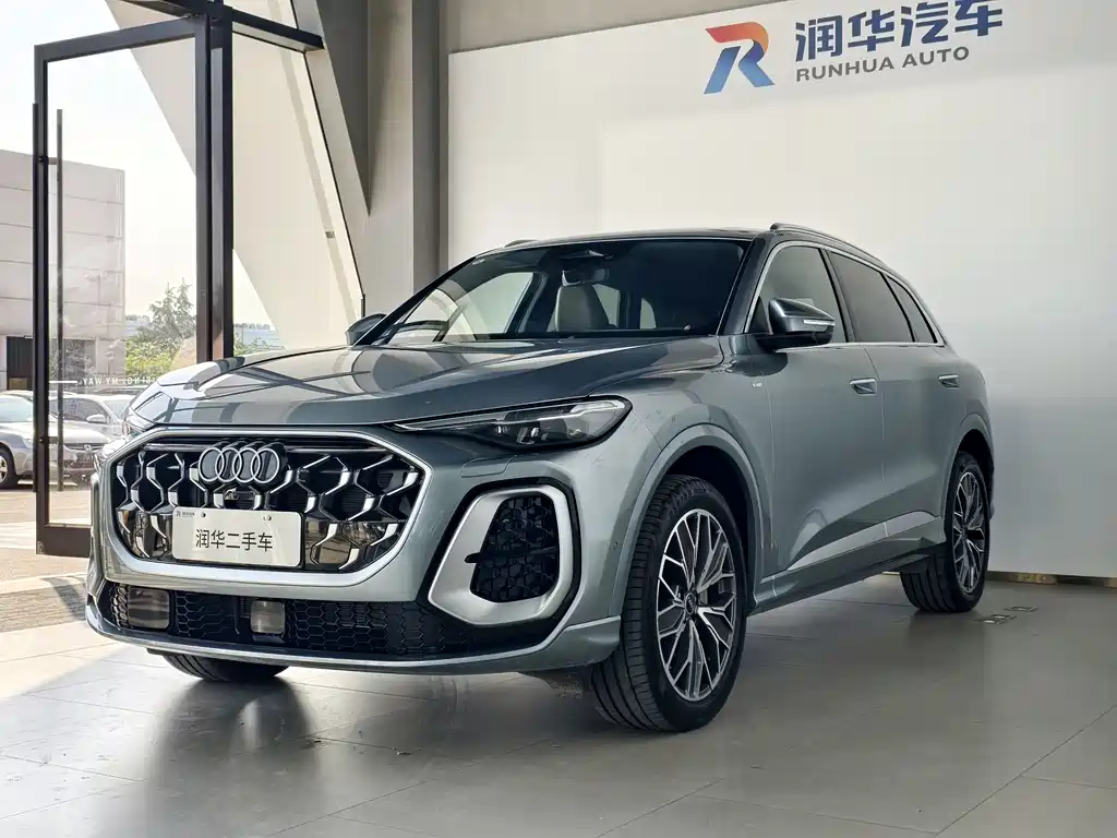 Audi Q5L 2026 Edition 2.0T Smart Hybrid Luxury Version
