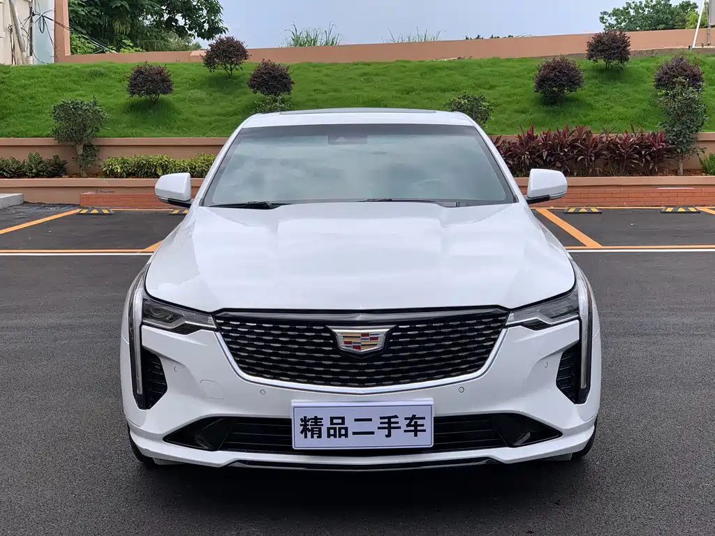 Cadillac CT4 2022 28T Luxury Edition