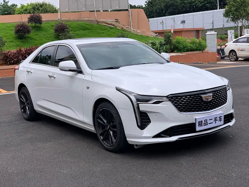 Cadillac CT4 2022 28T Luxury Edition