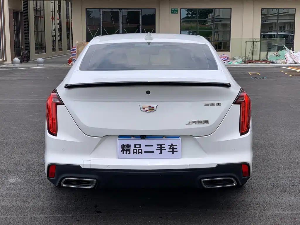 Cadillac CT4 2022 28T Luxury Edition