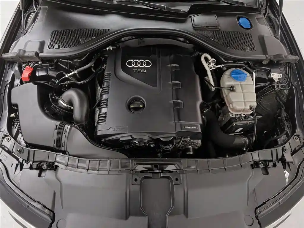 Audi A6L 2014 model TFSI standard version