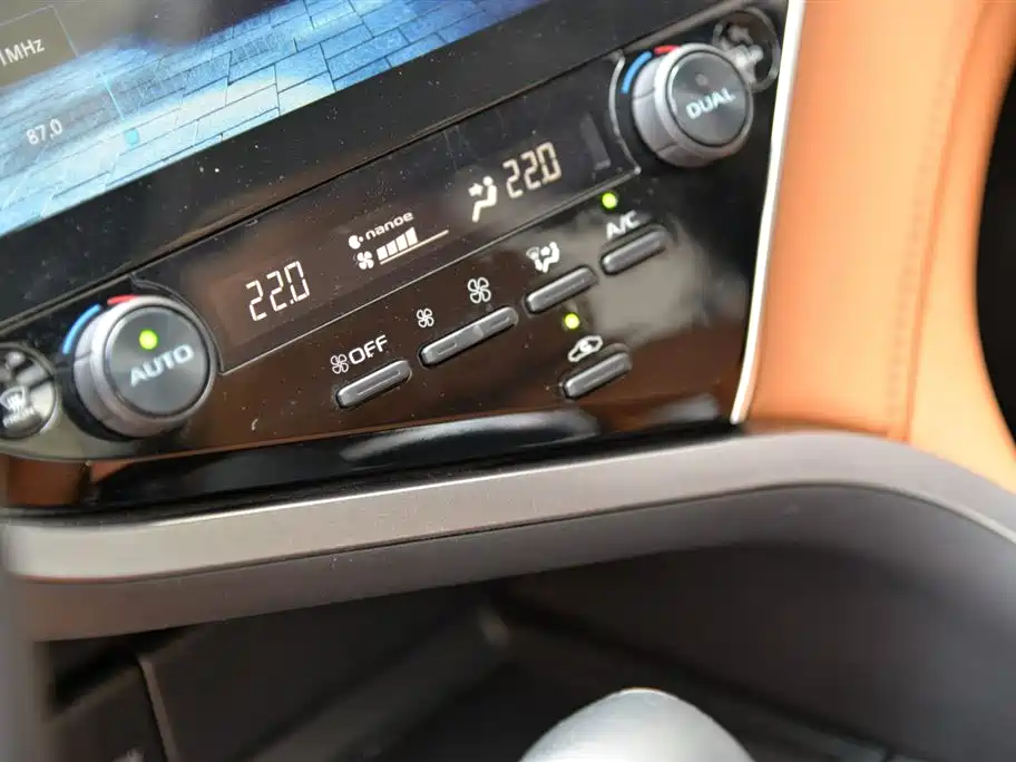 Camry 2021 2.5G Luxury Edition