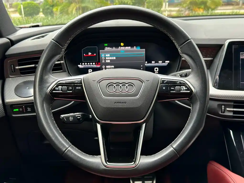 Audi Q6 2024 45 TFSI quattro Black Warrior Edition 7-seat