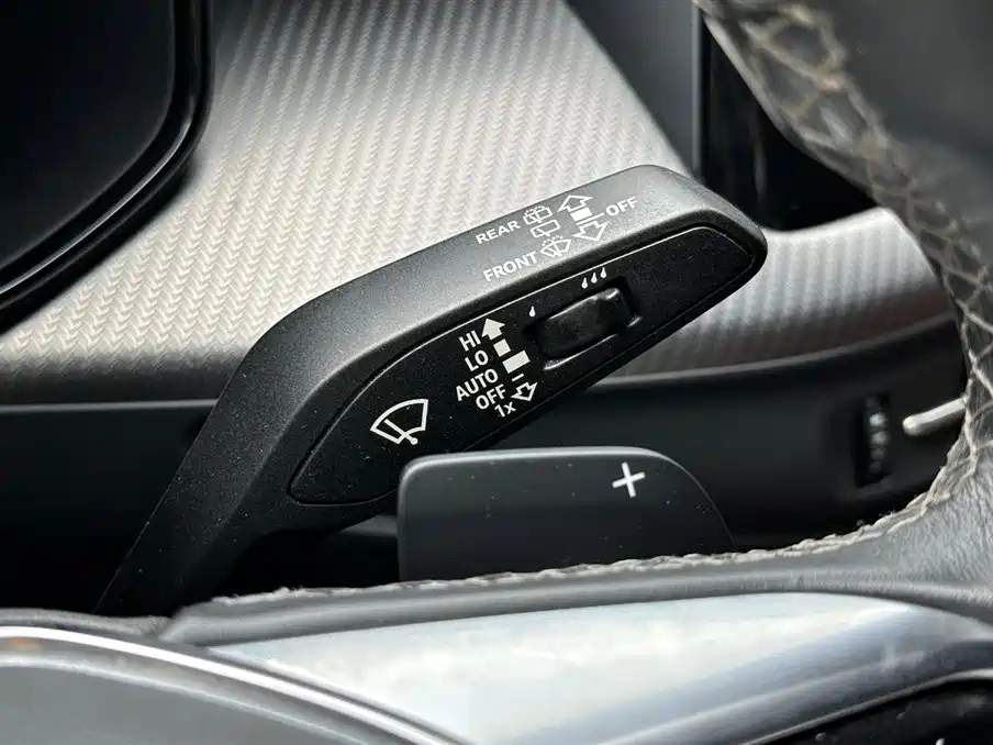 Audi Q6 2024 45 TFSI quattro Black Warrior Edition 7-seat