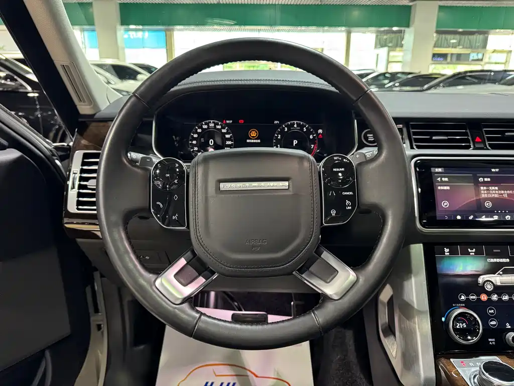Range Rover 2022 3.0 L6 360PS Heritage Edition