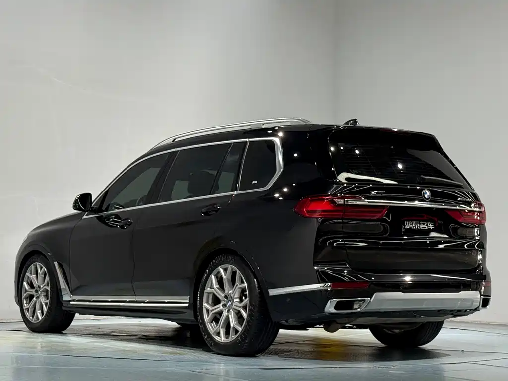 BMW X7 2020 xDrive40i Luxury Package