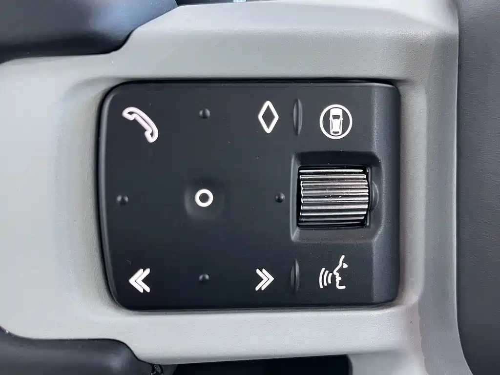 Land Rover Defender 2024 110 3.0T P400 X-DYNAMIC HSE