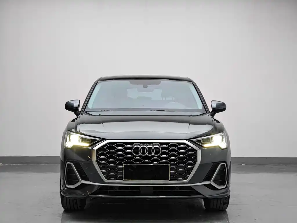 Audi Q3 Sportback 2023 35 TFSI Progressive (1.4T)