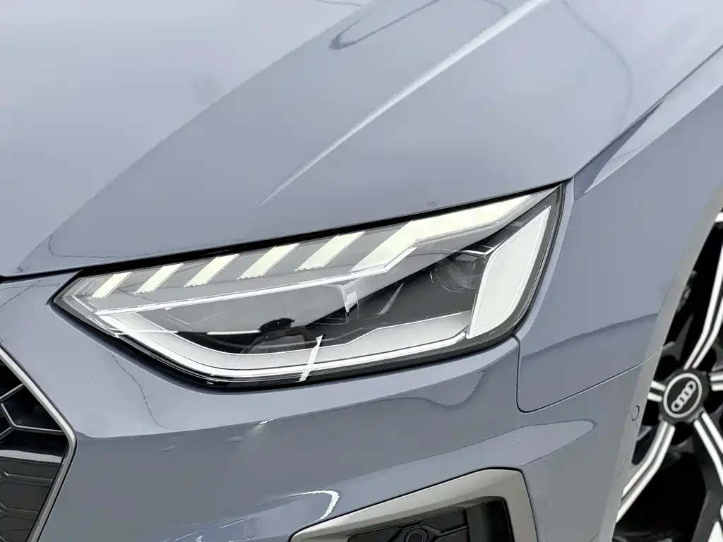 Audi A4L 2022 40 TFSI quattro RS Kit Fuel Efficiency Version