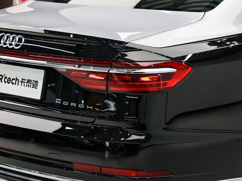 Audi A8 2022 model A8L Horch Founder's Edition Dual-tone Collector's Edition