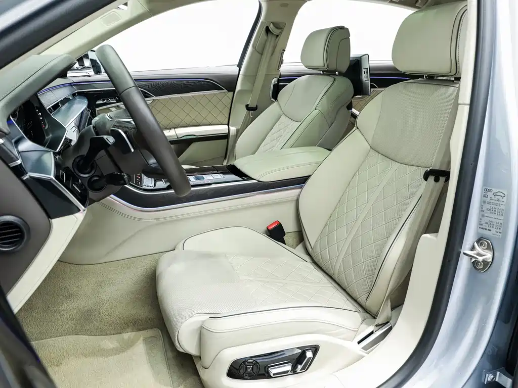 Audi A8 2022 model A8L Horch Founder's Edition Dual-tone Collector's Edition