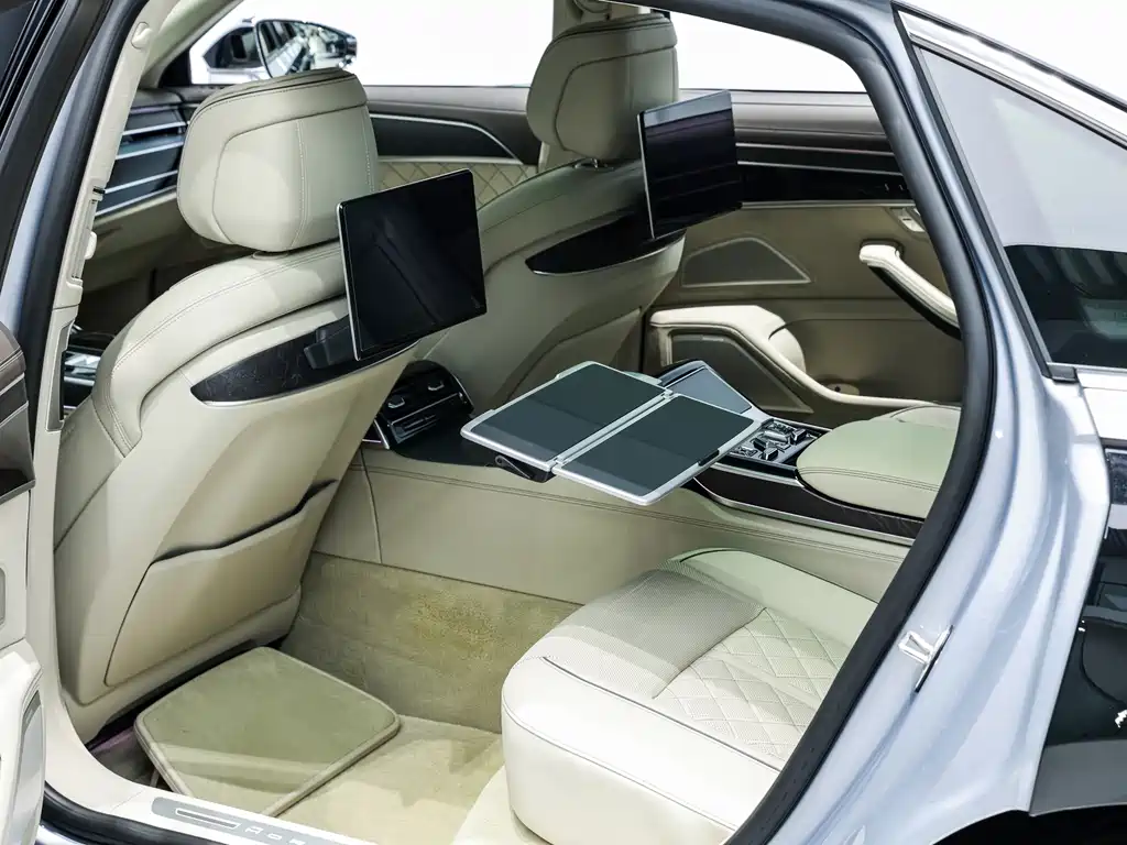 Audi A8 2022 model A8L Horch Founder's Edition Dual-tone Collector's Edition