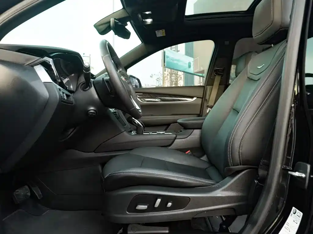 Cadillac XT6 2021 2.0T 6-seat 4WD Luxury Edition