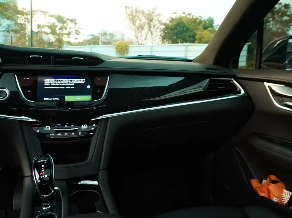 Cadillac XT6 2021 2.0T 6-seat 4WD Luxury Edition