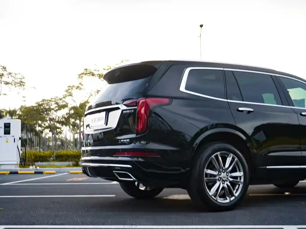 Cadillac XT6 2021 2.0T 6-seat 4WD Luxury Edition