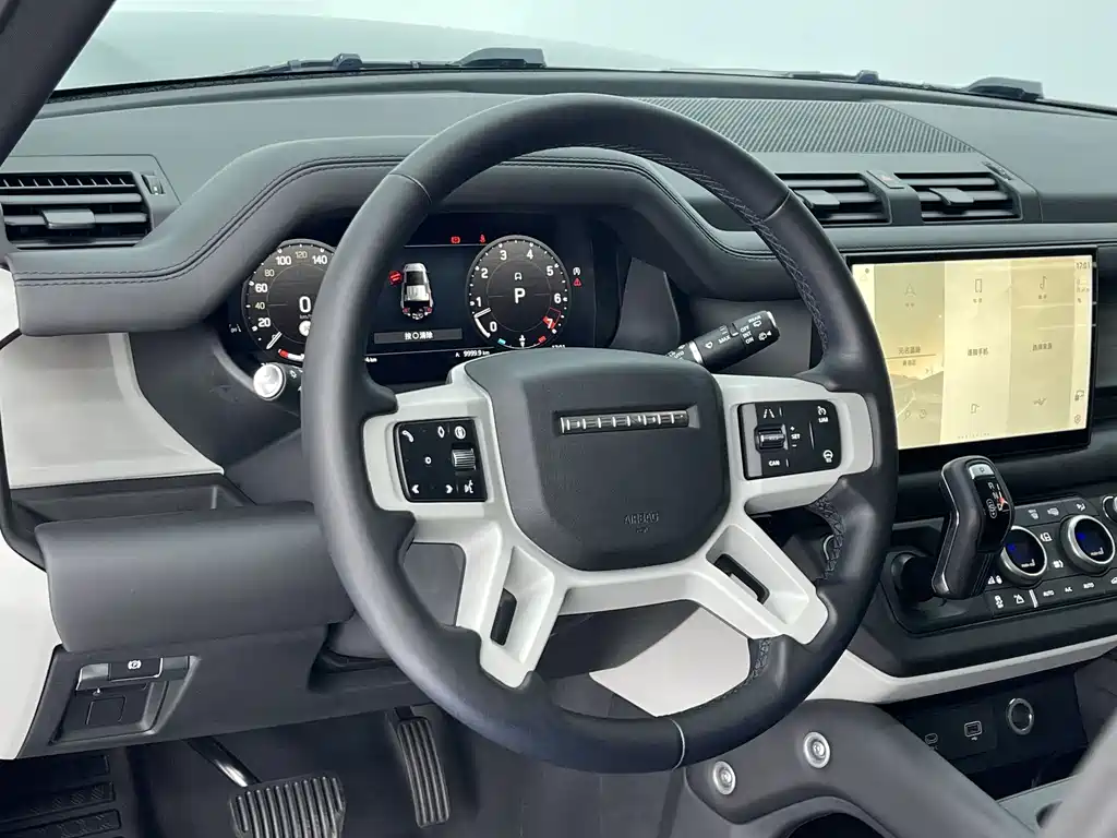 Land Rover Defender 2024 110 3.0T P400 XS