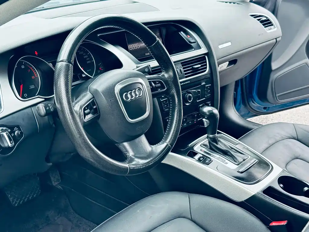 Audi A5 Import 2010 Model 2.0 TFSI Sportback Technology Edition