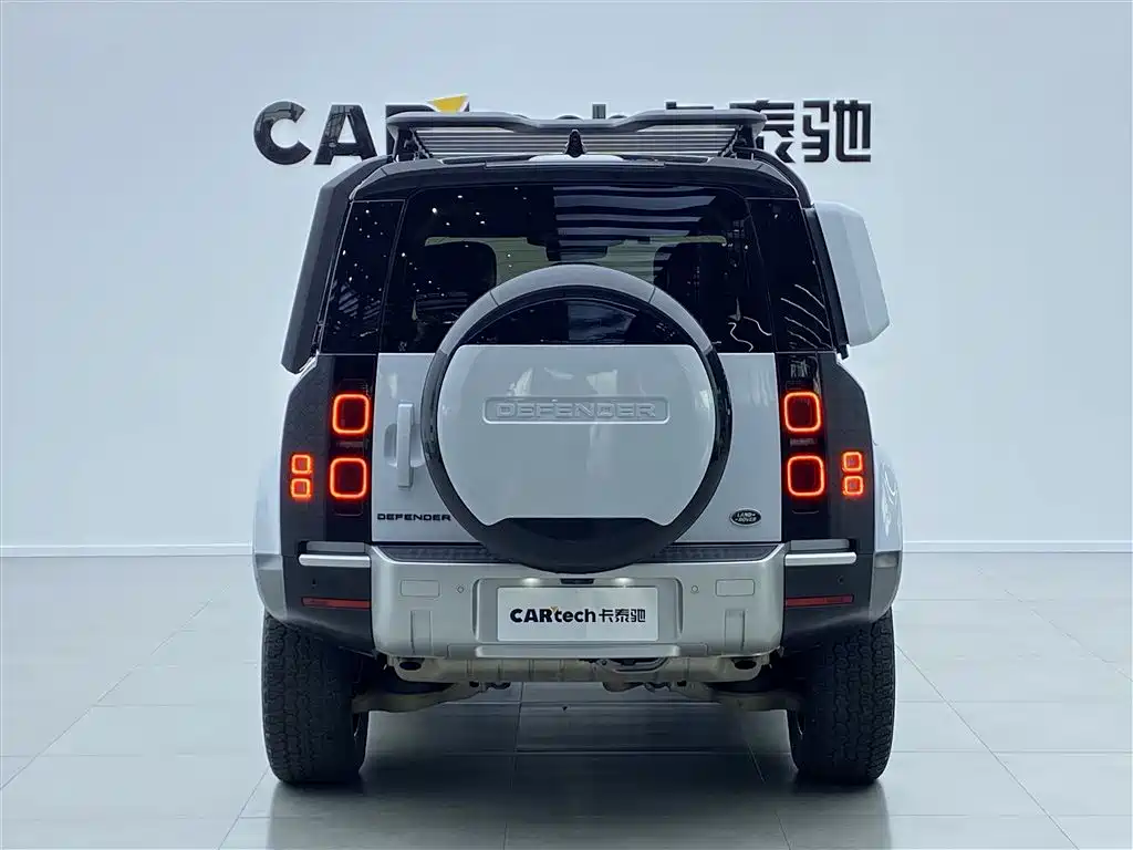 Land Rover Defender 2023 Edition 110 3.0T P400 Dark Special Edition