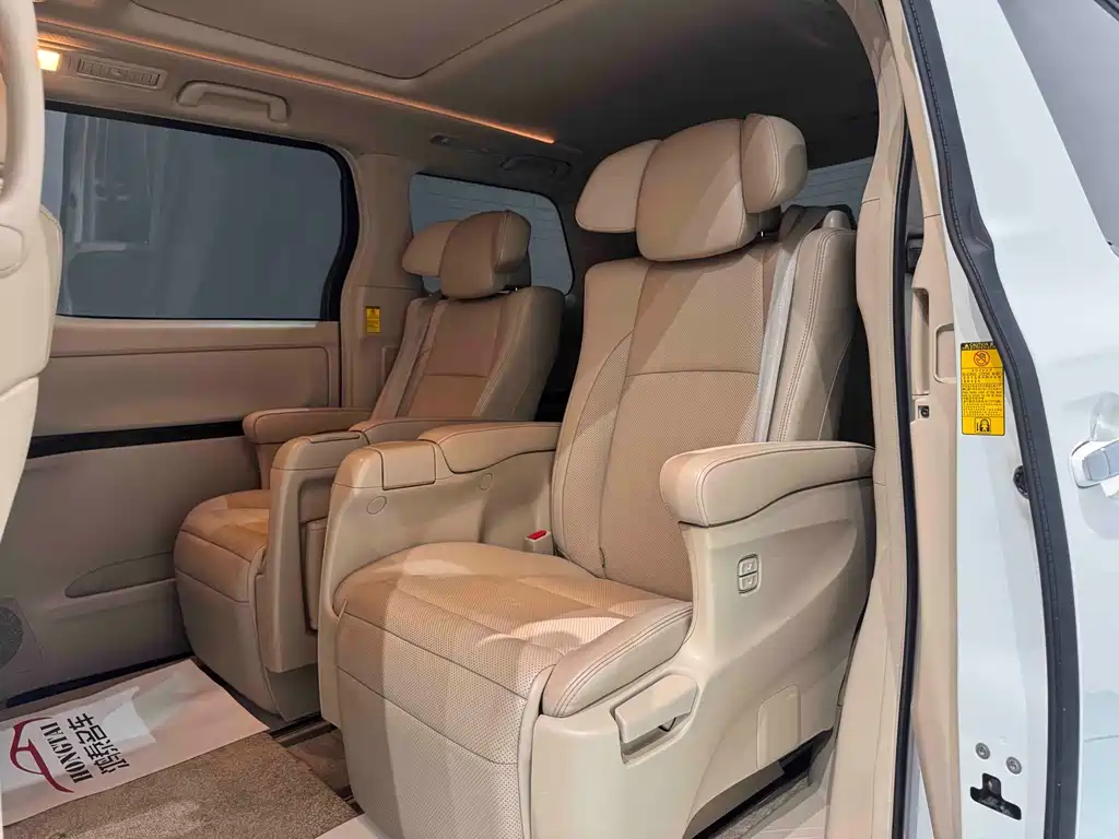Alphard 2012 3.5L Luxury Edition