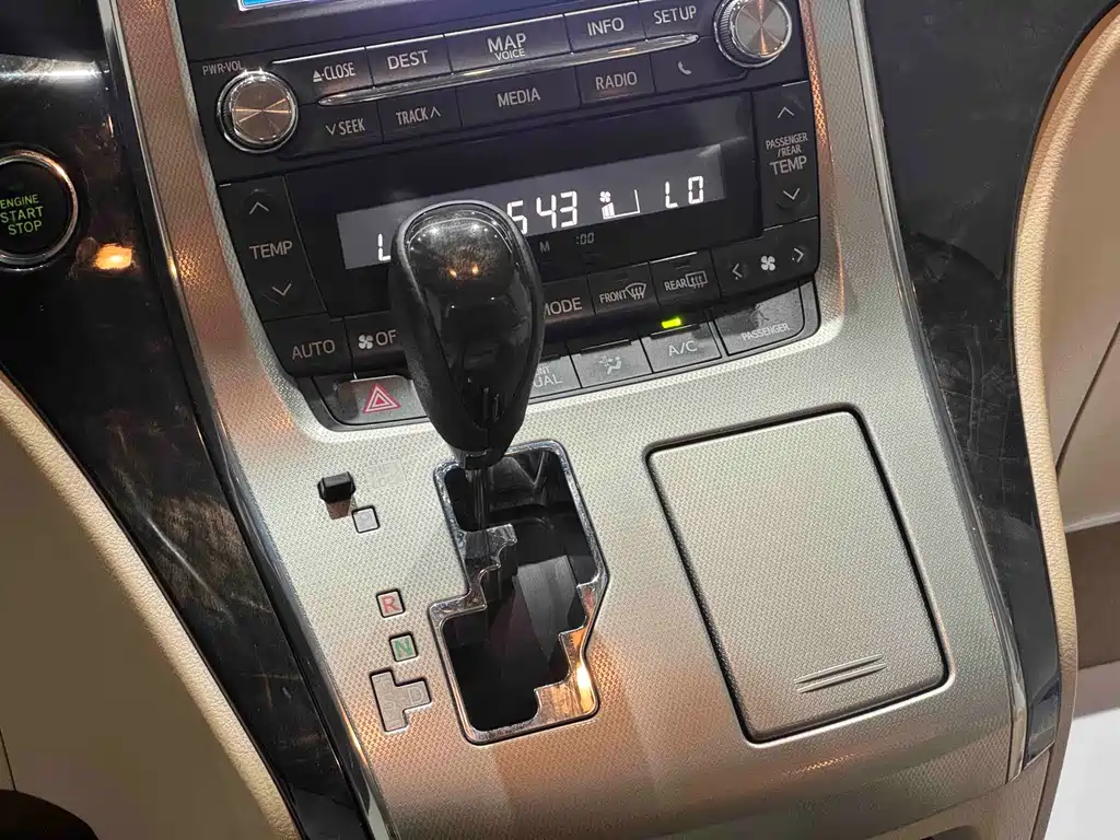 Alphard 2012 3.5L Luxury Edition