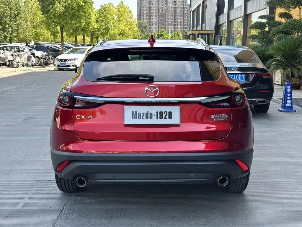 Mazda CX-4 2020 2.0L Automatic Two-wheel Drive Skyactiv-i Version