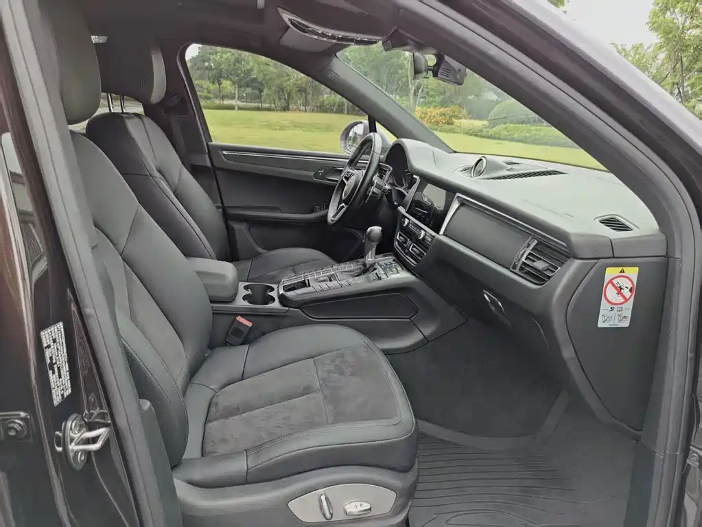 Macan 2020 2.0T