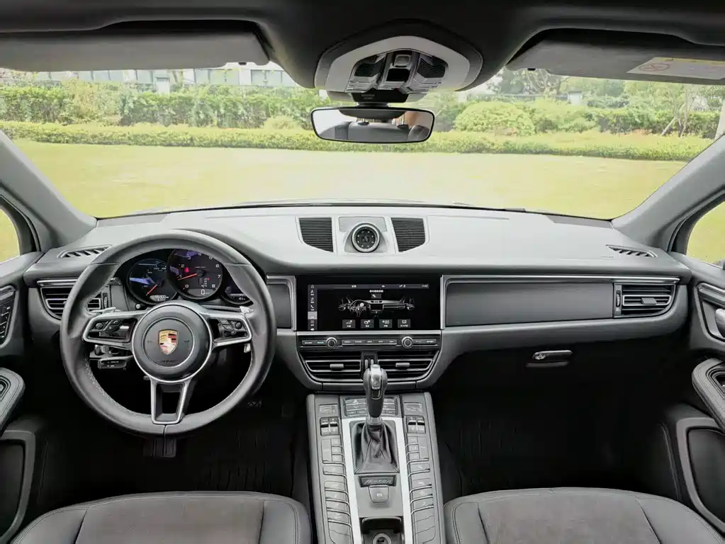 Macan 2020 2.0T