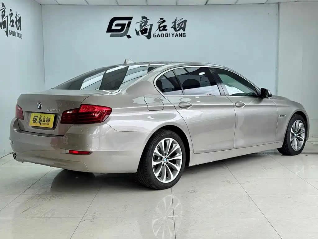 BMW 5 Series 2014 528Li Leading Edition